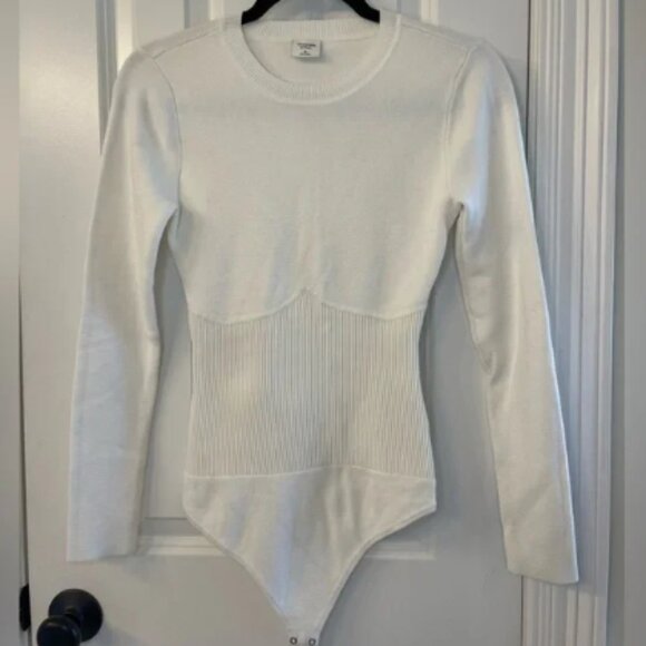 Abercrombie & Fitch Bodysuit Ribbed Knit Long Sleeve Cream Sz Medium - Picture 1 of 4